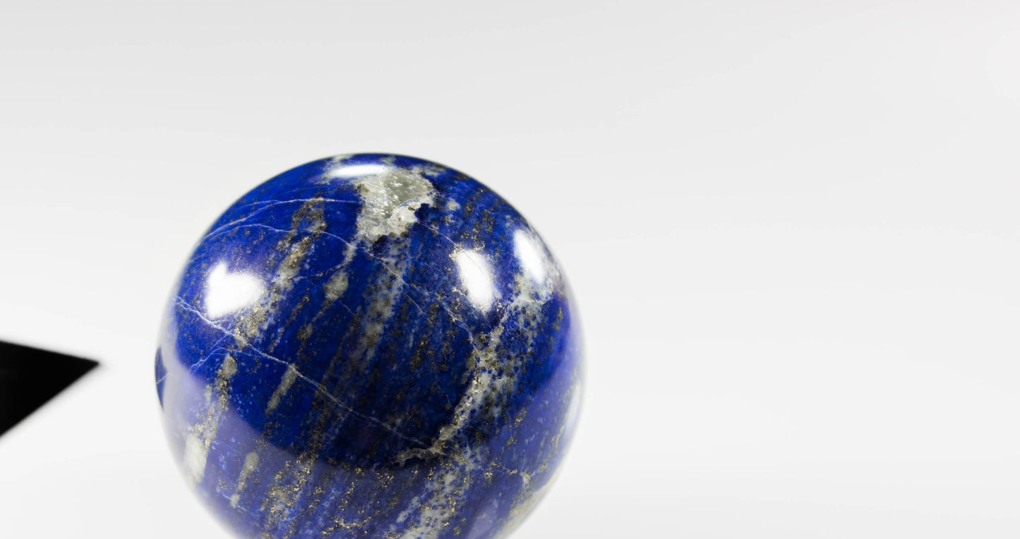 museum quality blue lapis lazuli mineral sphere 80mm