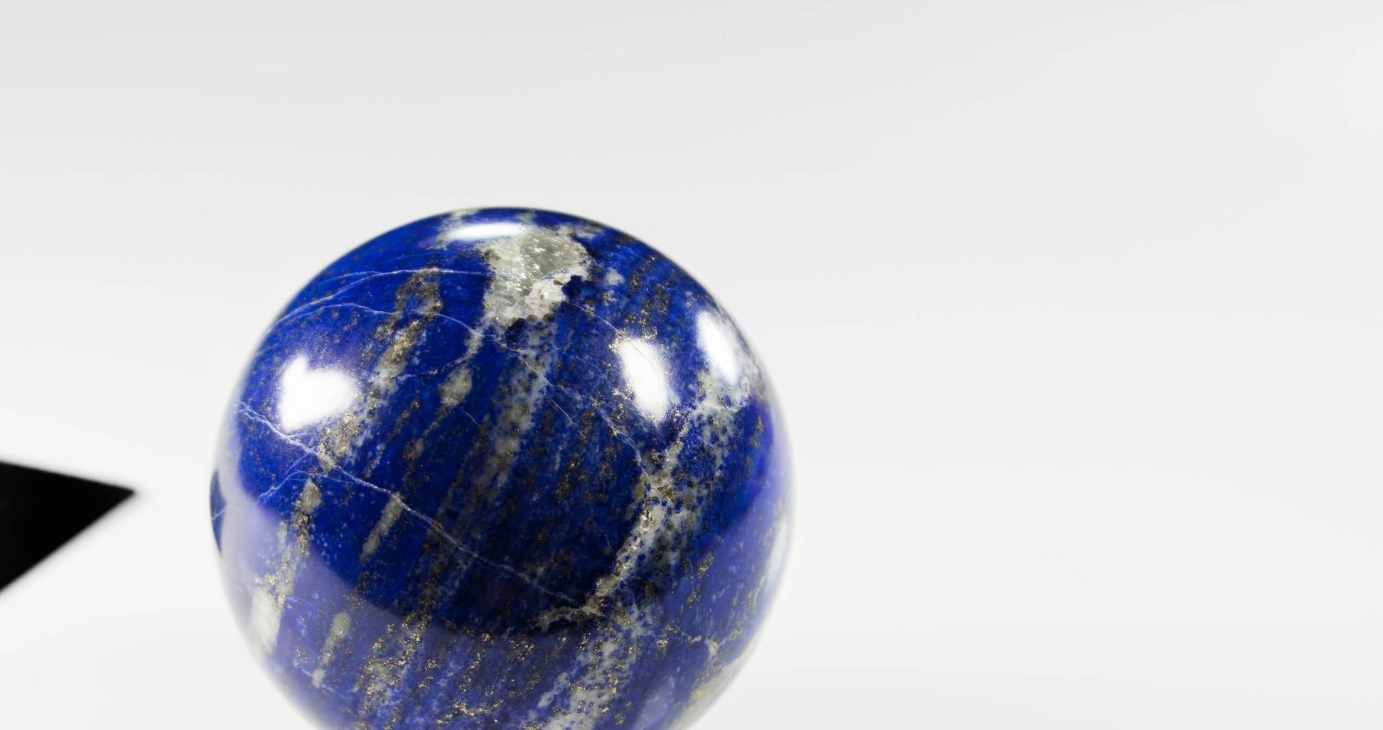 museum quality blue lapis lazuli mineral sphere 80mm